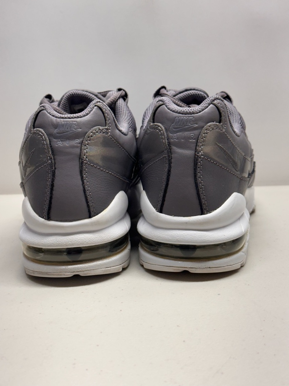 Nike Air Max 95 LE GS Gunsmoke  310830-012 Shoes Sneakers Size 6.5 Y 6.5 Men - Picture 7 of 10